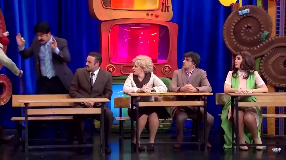 Güldür Güldür Show’da belki de Türk Televizyon tarihinin en iyi göndermesi.