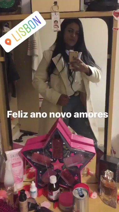 Feliz Ano Novo Amooressss?❤?????? https://t.co/2wQc0m7nCO