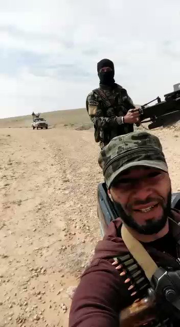 Niggaz live streaming the war.