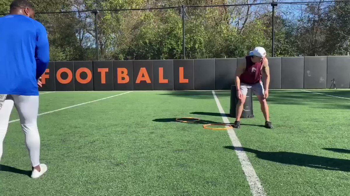 Footwork_King 🤴🏾 (@footwork_king1) on Twitter photo 08/01/2020 15:30:58 I’m trying to get @nic_hover trained up so he can be the modern-day @jasonsehorn 🤞🏾 I’m trying to get @nic_hover trained up so he can be the modern-day @jasonsehorn 🤞🏾