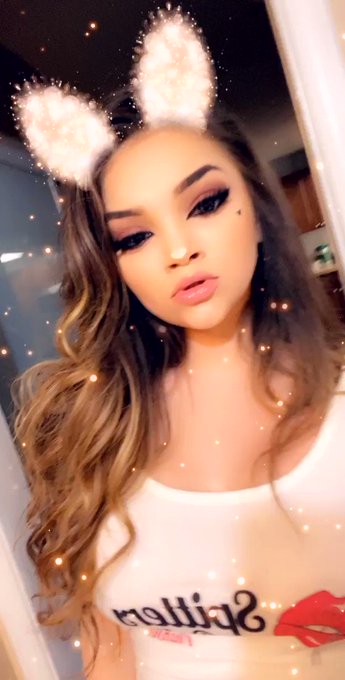 It’s not too late to help spoil me? 5 more days till I’m 23❤️ https://t.co/jKOdoaLALC
HAPPY FRIDAY ???
