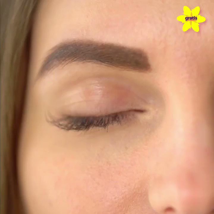 ✨Profesyonel uzman estetisyenler tarafından uygulanan Kaş tasarım Uygulamaları ile bakışlarınıza anlam ve derinlik katın! Etkileyici bakışlar için sizleri Gratis Beauty'lerimize bekliyoruz. Detaylı bilgi ve randevu için http://gratisbeauty.com 'u ziyaret edin💜