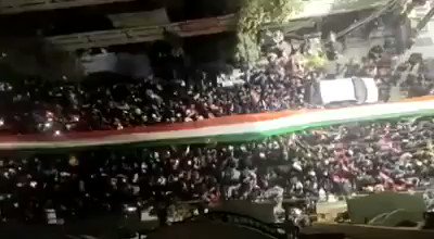 Tiranga Reaching #ShaheenBagh #ShaheenBaghProtest#ProtestsAgainstCAA #IndiaAgainstCAA_NRC #CAA_NRC_Protest