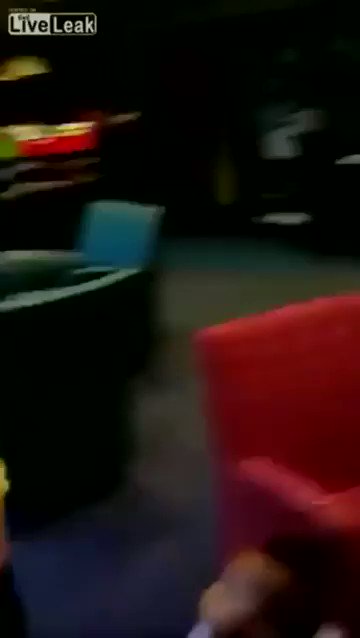 Wtf is wrong with people?This racist white woman kicks a black family out of a hospital waiting room.This is NOT acceptable! Retweet.