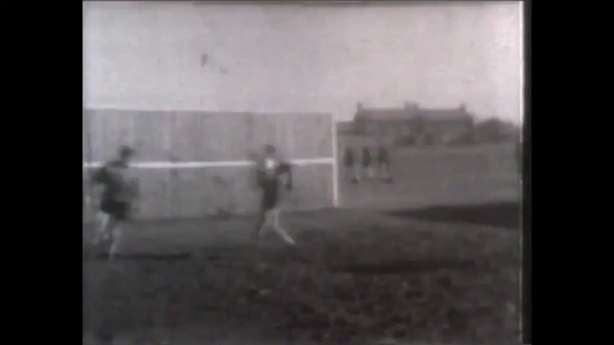 The great Bill Shankly explaining how Melwood's grueling sweatbox works. #LFC