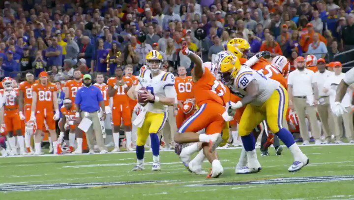 College Football Playoff (@CFBPlayoff) on Twitter photo 16/01/2020 22:33:10 Reminiscing... #CFBPlayoff x #NationalChampionship #GeauxTigers @LSUfootball Reminiscing... #CFBPlayoff x #NationalChampionship #GeauxTigers @LSUfootball