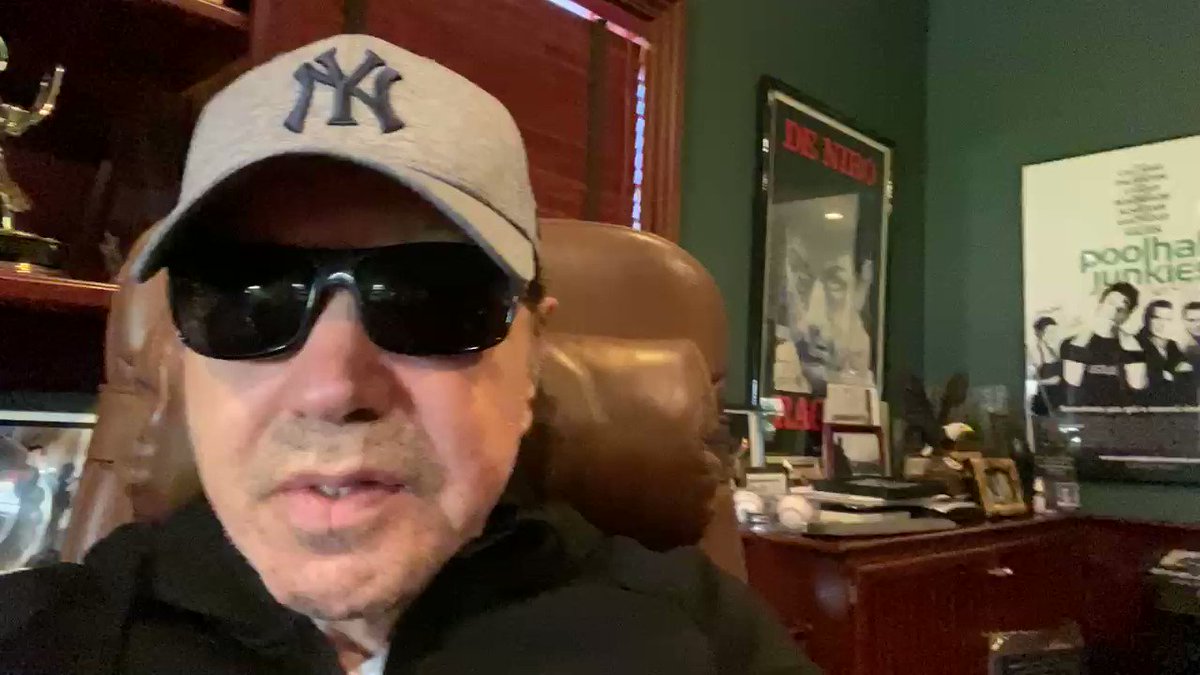 Ken Rosenthal ask Jose Altuve the question of why he didn’t want his shirt ripped off. In the book of how to spot a liar-Liars always ask you to repeat the question-Then they laugh… Then they give you more than one answer… I rest my case @MLBNetwork @Yankees