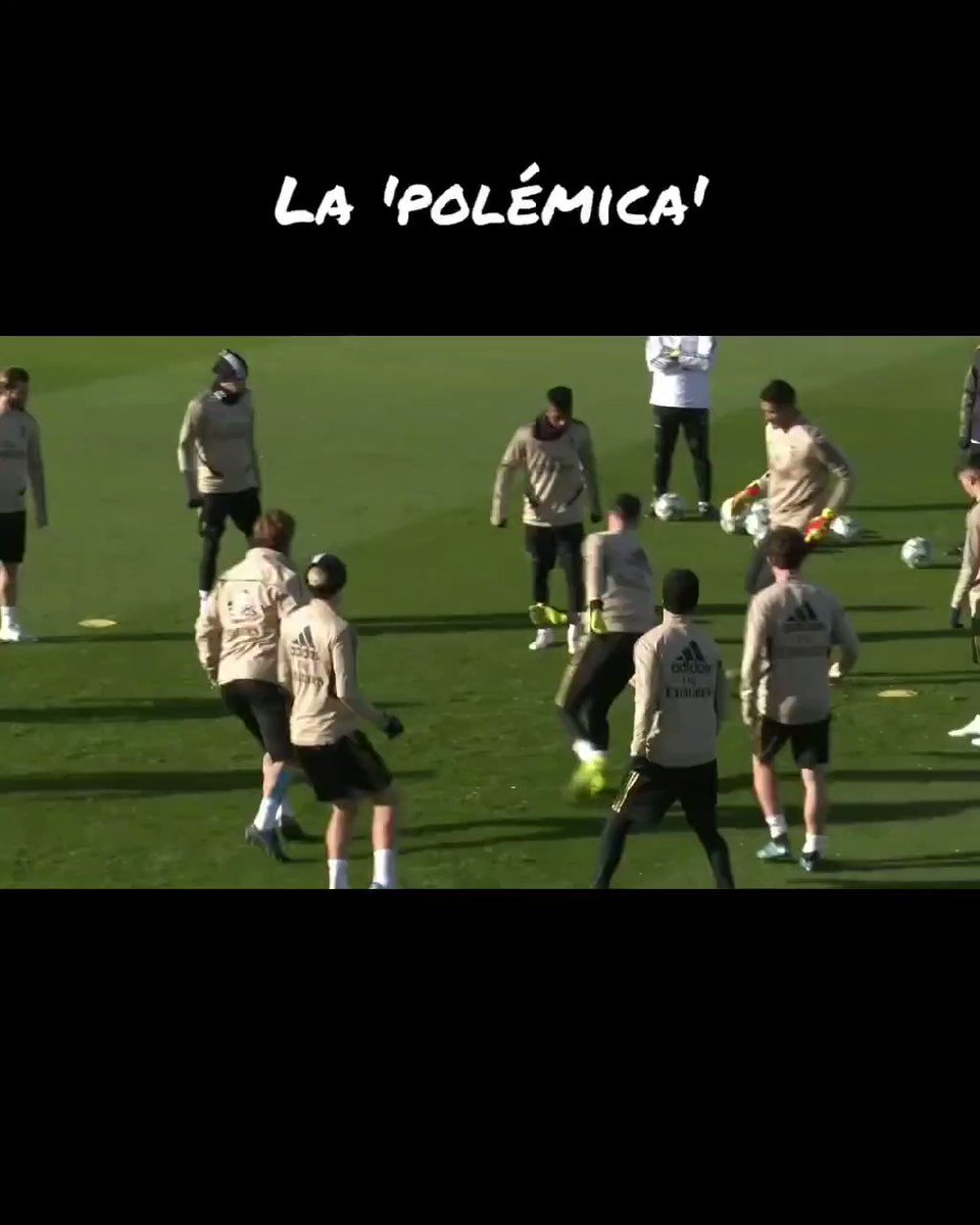 👎 @Lucasvazquez91 👎
El VAR ha hablado. Otra vez será! 😜
VAR has spoken. Better luck next time! 😜
🎥 Marca
#HalaMadrid