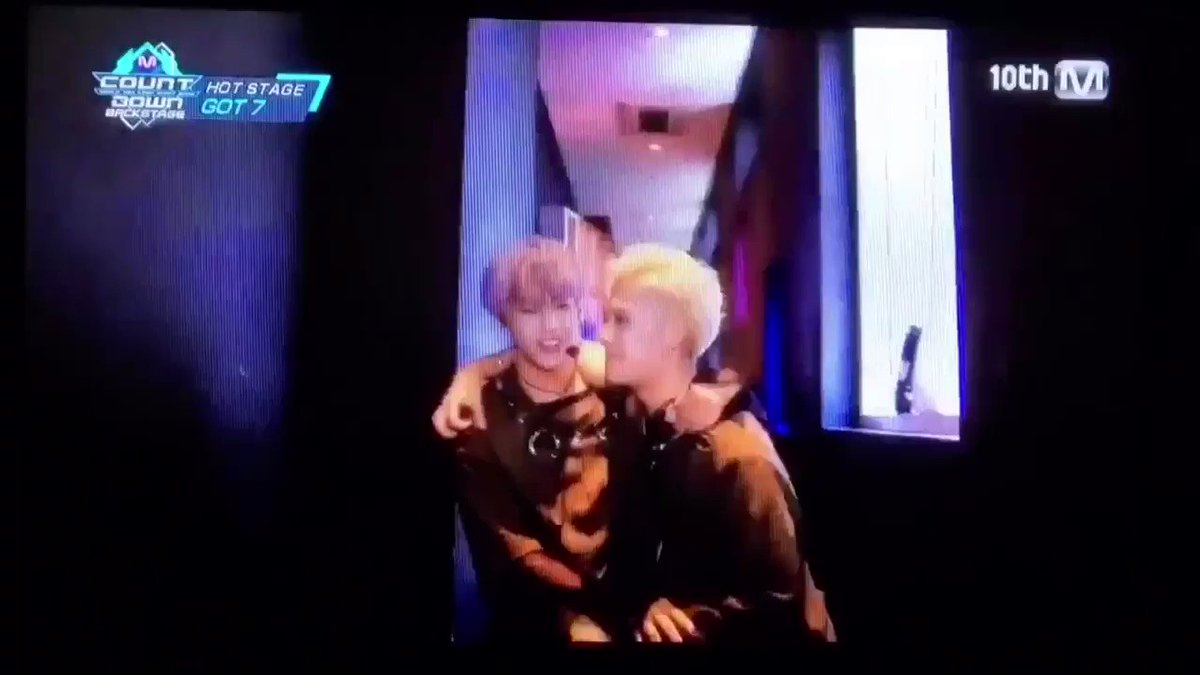 .พี่แจ็คต้องใจเย็นๆกับน้องแบมนะคะ มันเขี้ยวมากแหละ ดูออก 😝☺️❤️ //ตัดเองเขินเอง คิดถึงแจ็คแบมจัง ฮือออ #JACKBAM