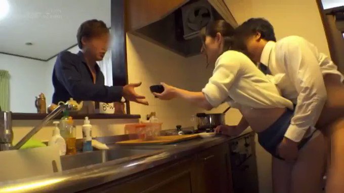 思春期の息子たちが…最近中出しを覚えたみたいで…お母さんのおま〇こは大忙しです…

今だけ210円！（通常300円）
※1/22 AM10時まで

ソース：https://al.dmm.co.jp/?lurl=https%3A%2F%2Fwww.dmm.co.jp%2Fdigital%2Fvideoa%2F-%2Fdetail%2F%3D%2Fcid%3D1sdde00564%2F&af_id=onpc1979-001&ch=toolbar&ch_id=link https://t.co/bituntu3ZS