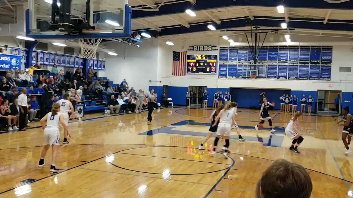 Birds win! @Birds_BBall grinds out a 44-43 win over Notre Dame. What a game!#gobirds #whatwedo@FTHighlandsHS@FTSchools @FTISSuper