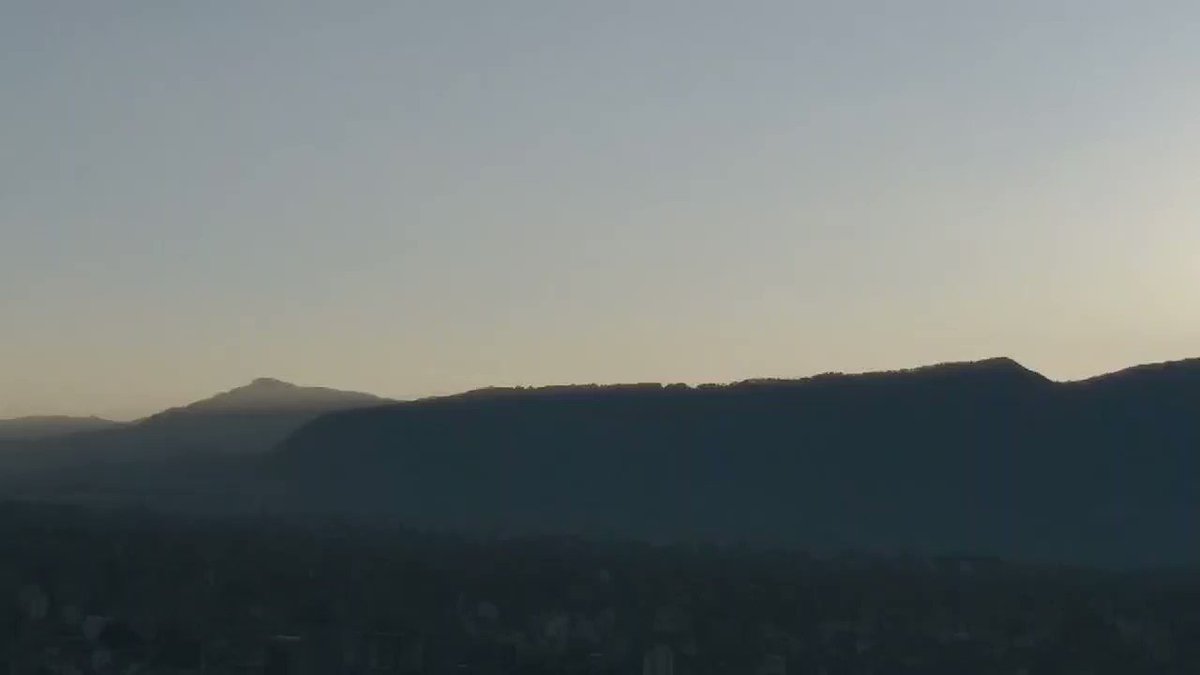 #Nepal... ...360 view of #KathmanduValley this beautiful #Winter evening in its best#Hills #mountains #SunsetJan 22, 2020 17:10hrs NSTvia @prabalgurung @shivathapa @chetrisunil11 @chiragbangdel @r0shanmishra @UNEP @UNFCCC @AyousmaBhandari
