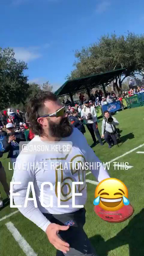 Jaylon Smith on Wednesday at the Pro Bowl with Eagles center Jason Kelce: I hate playing this dude! Stop playing me! Stop blocking me!(via @thejaylonsmith)