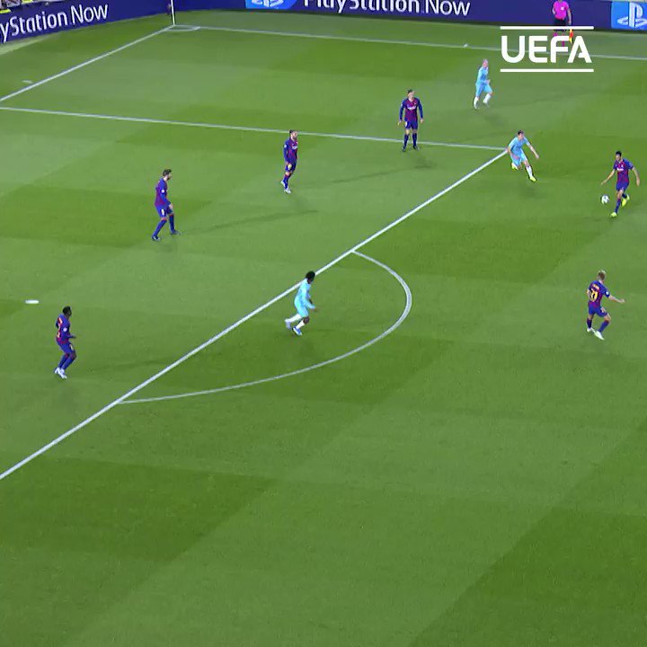 ๐ต๐ด @DeJongFrenkie21 ๐ฅ
#UCL | @FCBarcelona https://twitter.com/ChampionsLeague/status/1220329556709605376ย โฆ