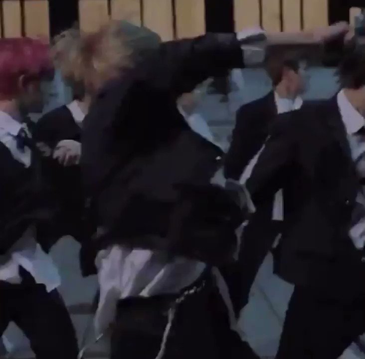 I’m so whipped for this man 🤭#StrayKids #StrayKids_DoubleKnot #straykids_levanter