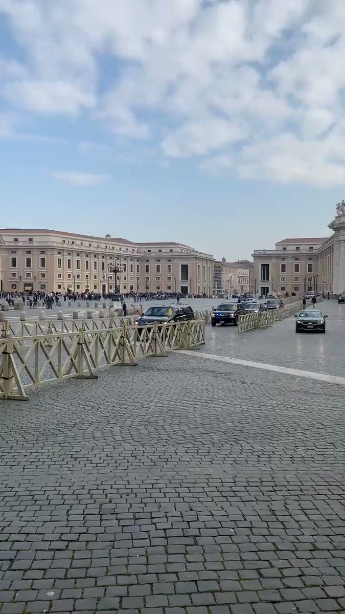U.S. in Holy See (@USinHolySee) on Twitter photo 2020-01-24 12:50:54 Vice President @Mike_Pence arriving at the Vatican for his audience with @Pontifex. #VPintheVatican #USHolySee Vice President @Mike_Pence arriving at the Vatican for his audience with @Pontifex. #VPintheVatican #USHolySee