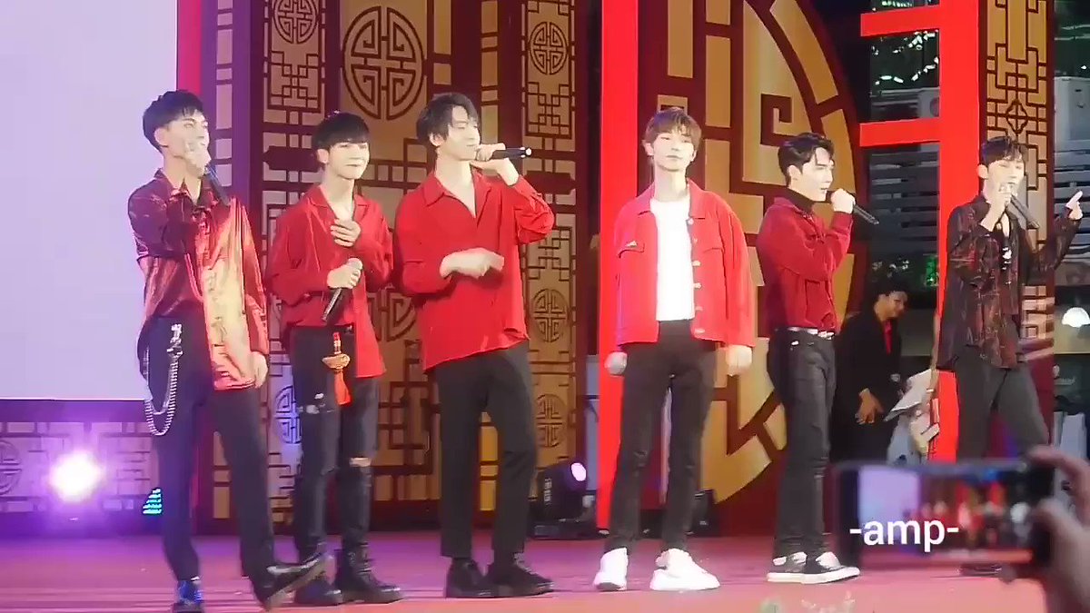 The Untamed boys singing “love siren” live!!! i wont get tired of hearing them sing love siren 😭❤️#TheUntamedBoysinBKK #TheUntamedBoys