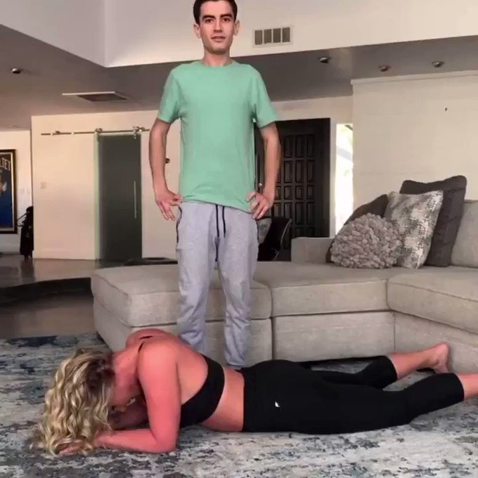 What happens when you mix an Amazon and a @jordiporn @Brazzers Magic 🙈 https://t.co/CVyqXUwZby<a class="tags" href="/tag/jordiporn">@jordiporn</a><a href="/tag/memorialdayweekend"class="tags"><span>#memorialdayweekend</span></a>