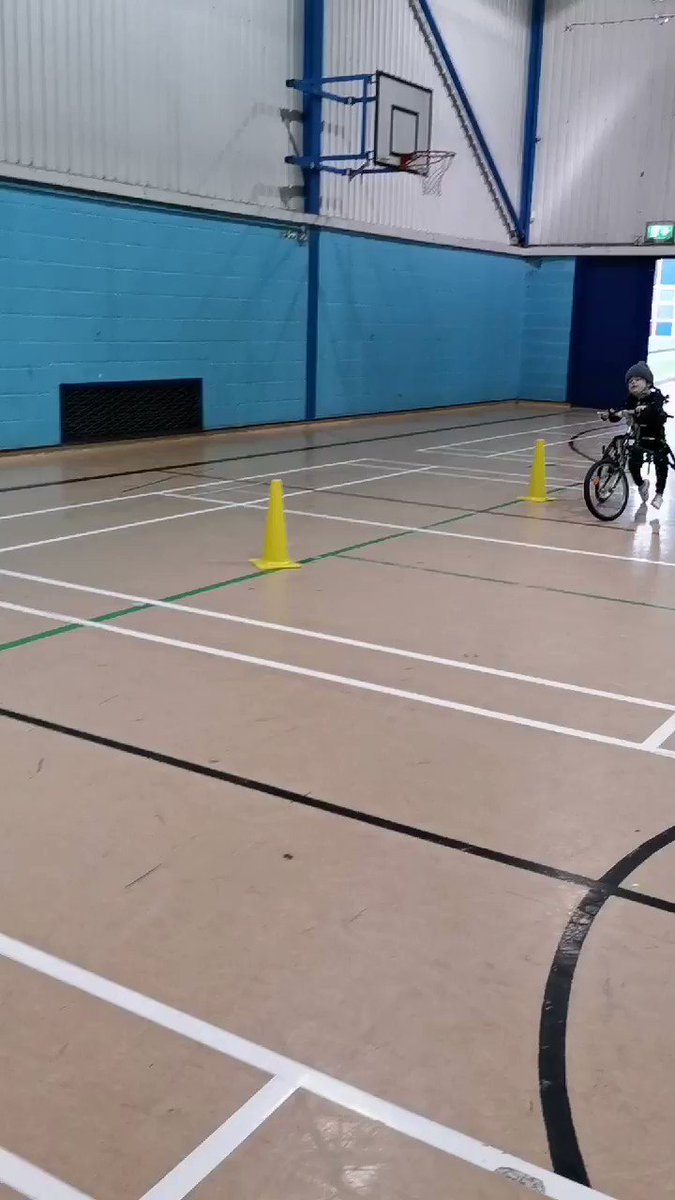 #SundayFunday #weekendvibes Fighting to stay strong and fit with my #petraracerunner Having a progressive muscle wasting disease doesn't stop me! @Quest_88 @MDUK_News @NovaSportsCoach #racerunning #running #softprotectivehelmet #NeverGiveUp #determined @Ribcap_official https://t.co/9F5mnsBbwh
