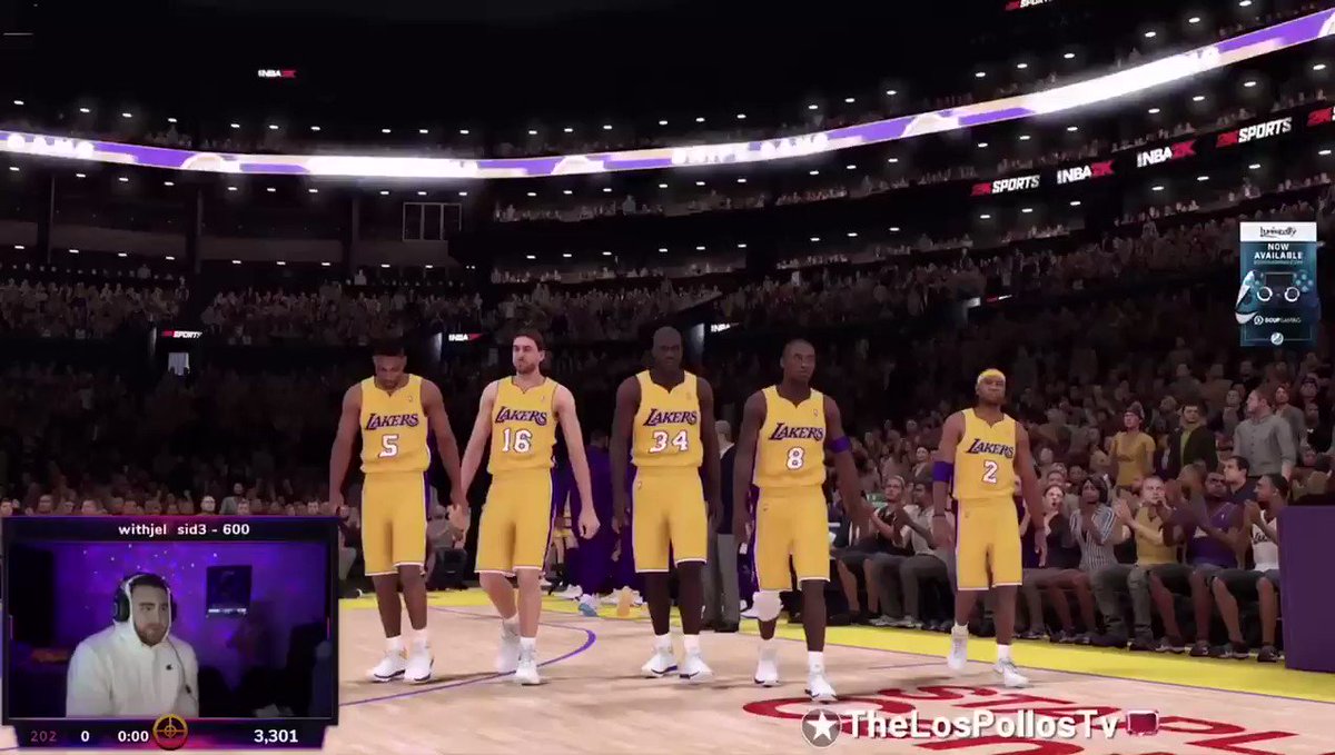 So this happened when I played @NBA2K last night... Just beautiful... RIP Kobe β₯οΈ https://t.co/dOfkaacNJy