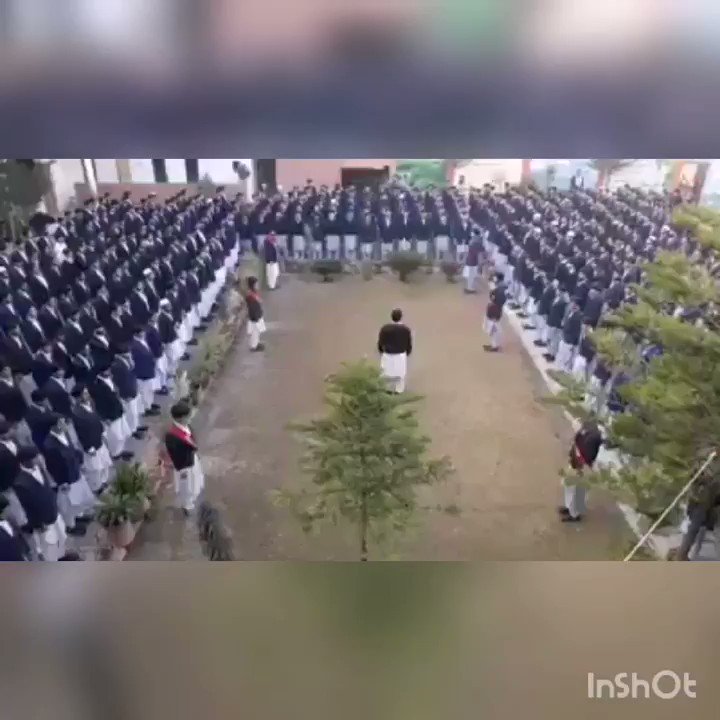Ayra H. Lubis (@AyraLubis) on Twitter photo 2020-02-03 07:22:40 Dalam barisan pagi sebuah sekolah di Pakistan para siswa dengan luar biasa melafalkan nama-nama indah Allah. Mashaa Allah.. Dalam barisan pagi sebuah sekolah di Pakistan para siswa dengan luar biasa melafalkan nama-nama indah Allah. Mashaa Allah..