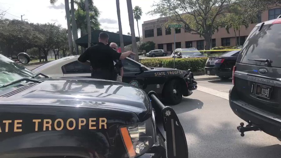 H5caZ0zhqdBOHV8_?format=jpg&name=900x900