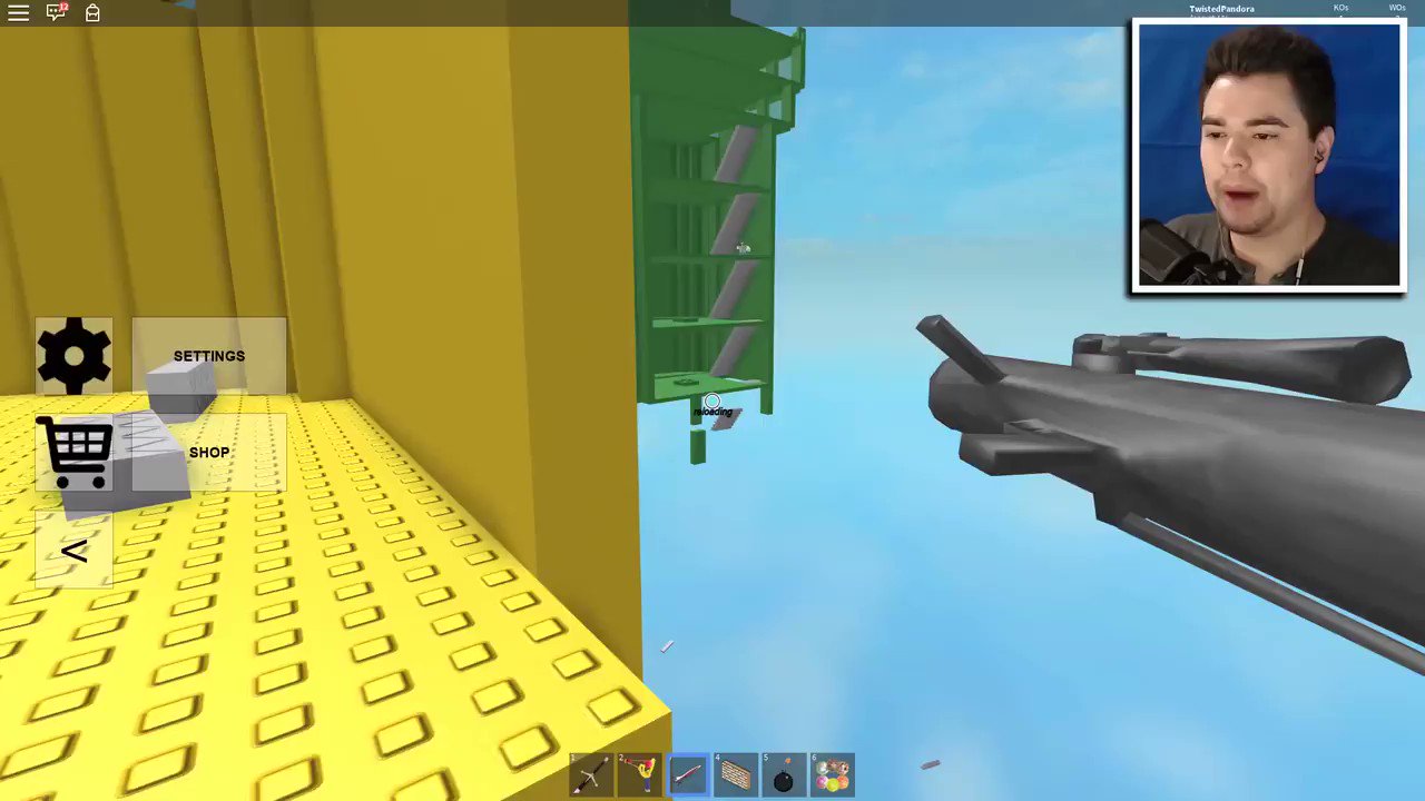 Desuu on X: noob tells you something #roblox / X