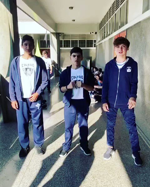 😱Este muchacho está en cuidado intensivo por fisura de cráneo. Este juego está de moda en algunos colegios, pongamos a nuestros hijos alerta de no jugarlo y sus consecuencias. Así como decirles que deben avisar si ven a algunos niños jugando.