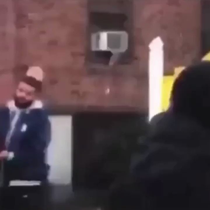 DatPiff on Twitter "Drake filming a music video in Marcy Projects 💪