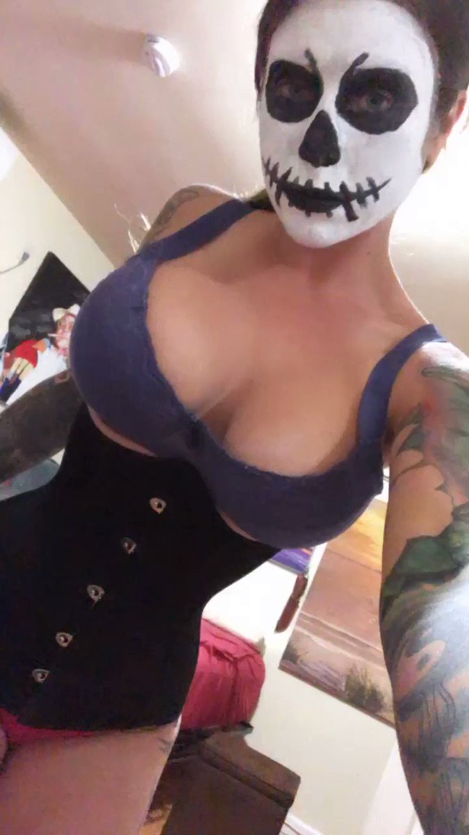 Model - Felicity Feline pornstar