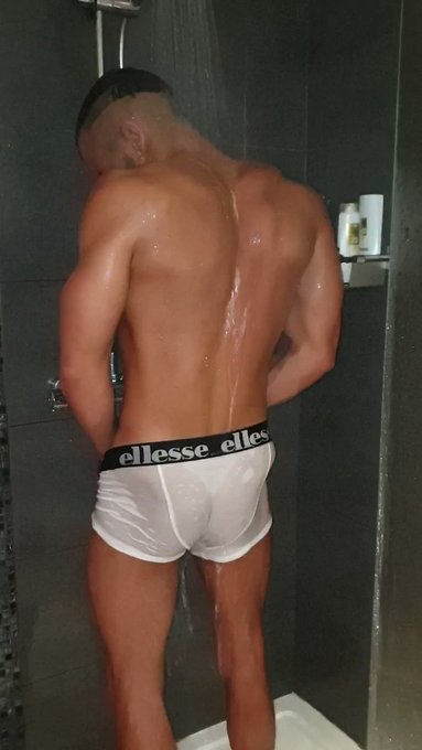 Merci, merci mille fois &agrave; tous pour ce soutient et cette vid&eacute;o tant aim&eacute;e et repartag&eacute;e, je vous remercierai