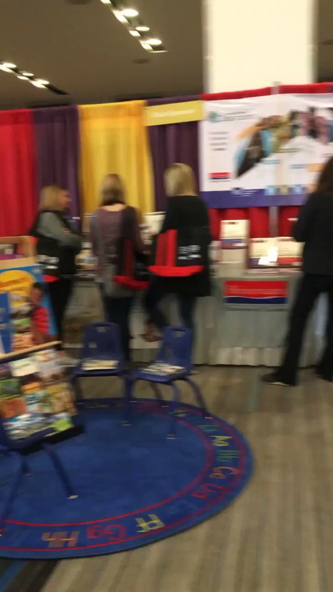 Fountas & Pinnell (@FountasPinnell) on Twitter photo 09/02/2020 15:52:04 Check out our Fountas & Pinnell Classroom setup at Reading Recovery 2020! #nccbus #fpliteracy @rrcna_org Check out our Fountas & Pinnell Classroom setup at Reading Recovery 2020! #nccbus #fpliteracy @rrcna_org