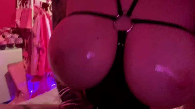 Ready for you 24/7 ??sign up to my onlyfans https://t.co/bNv8Atw77S - only 5$ for 30 days & daily content??