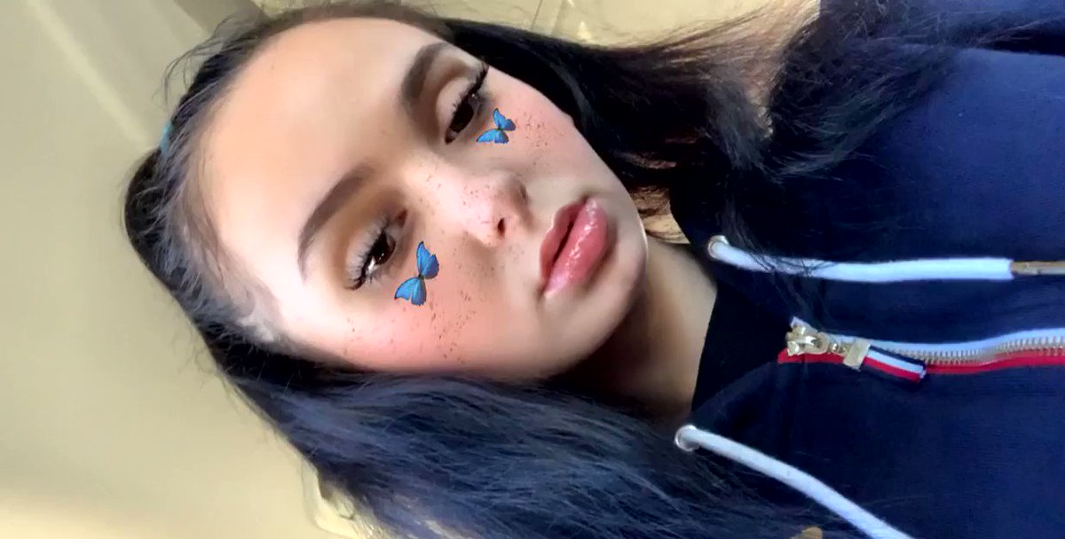 Im fucking pretty I know. ๐ฆ๐Make me wet with cash notifications..and that means now beta bitch ๐๐ปโจ#finD #findom