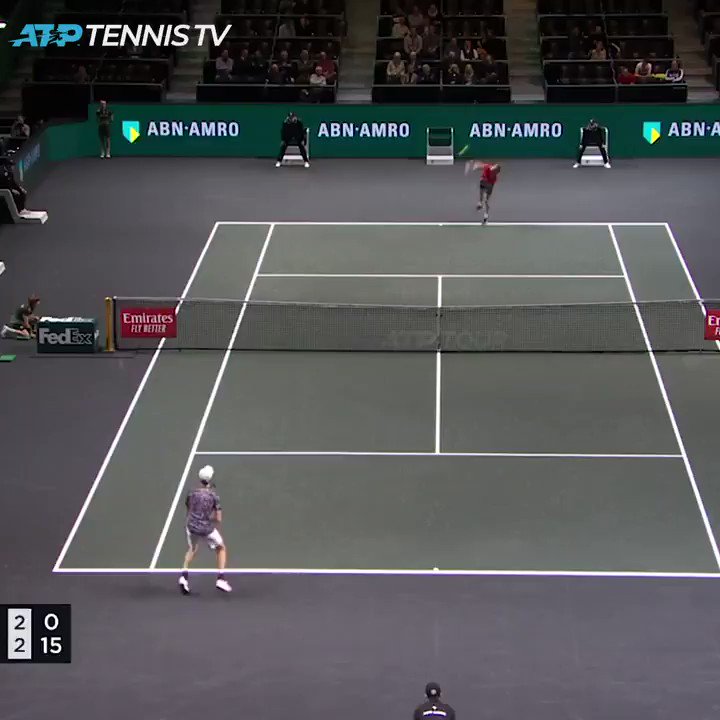 Behind the baseline at full stretch...
This @janniksin is some talent π
π₯: @TennisTV | #abnamrowtt https://t.co/yTo3BHtA3V