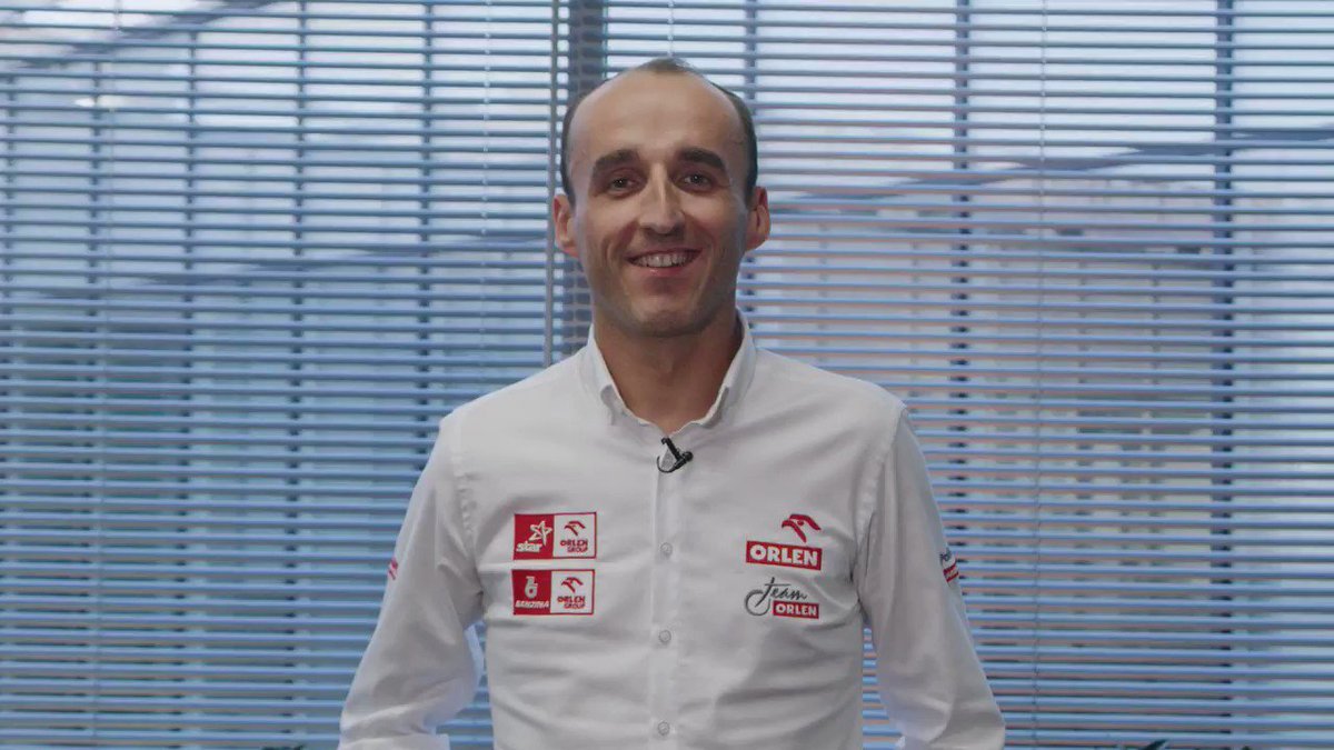 "Everyone, meet Robert. He's a new-starter today. Be nice to him & show him where everything is." 📋👨🏻💼
"Robert, please introduce yourself to the rest of the team..."
#DTM #RobertKubica 🇵🇱☺️