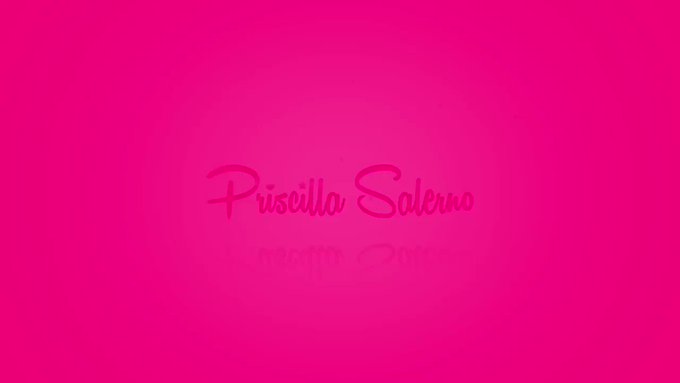 Uccellini ecco il trailer della mia nuova scena che uscirà lunedì, ci sarà da leccarsi i baffi😏🦜
#priscillasalerno