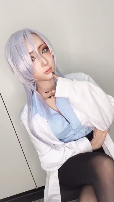 Twitterのコスプレ動画1