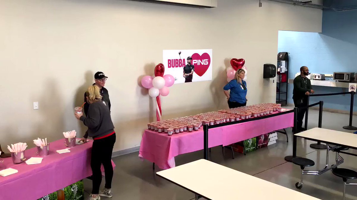 Valentine’s Day #workperks: @JambaJuice from a 12-time PGA Tour winner. Thanks for spreading the love, @bubbawatson. 💗