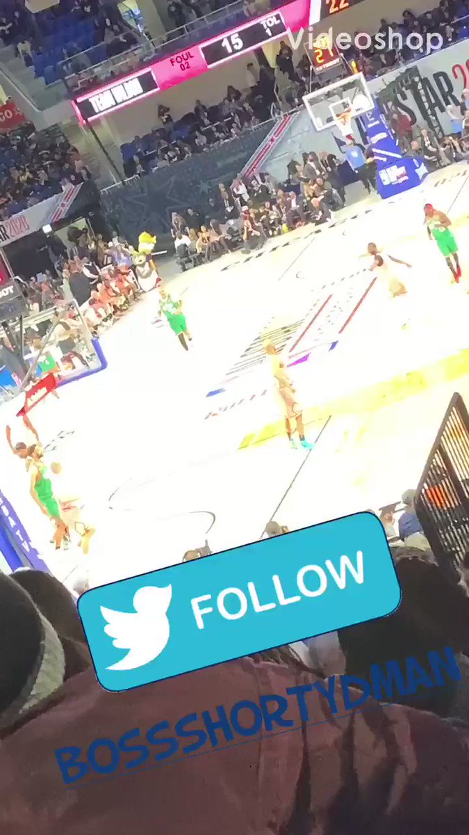 S/O Ronnie Getting Buckets NBA Allstar Weekend Chicago 2020 #NBAAllStarWeekend #Ronnie2k #CelebrityGame