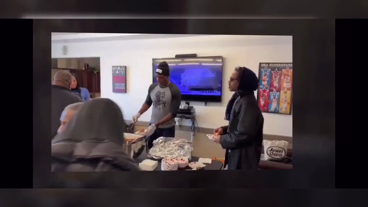 Charles Oakley (@CharlesOakley34) on Twitter photo 2020-02-17 03:52:44 It’s now our turn to serve our Veterans, and we did this afternoon🥘. Thanks for having us, #VeteransNewBeginnings. It’s now our turn to serve our Veterans, and we did this afternoon🥘. Thanks for having us, #VeteransNewBeginnings.