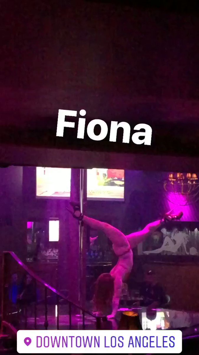 Another Sunday Funday here! FIONA 💃🏼🍑doing what she does best🔥
Come check us out NOW‼
🦏RHINOSTYLE
⚡ROLLCALL⚡
LANA
TATIANA
LOLA
PRECIOUS
LISY
AUTUMN
TYLER
DEE
ELLE
... more to come😏
#Damesngamesla #spearmint #rhino #style #losangeles #dlta #dancers #party #thursdayvibes
