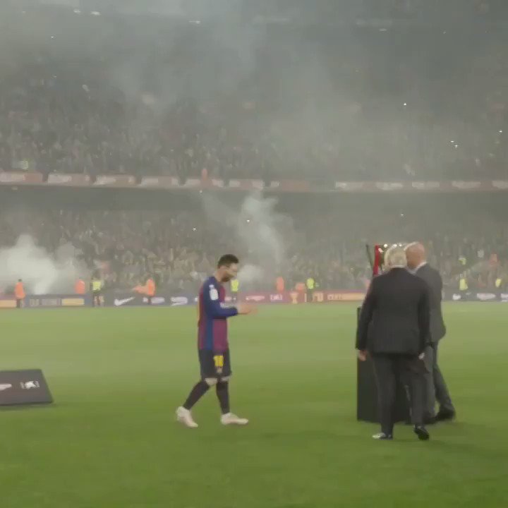 🤩 Ha sido un año extraordinario para Leo #Messi. Entre sus logros:🔝 Lideró al Barça para ganar @LaLiga 2018/19 🏆 , siendo su décimo título liguero 🙌