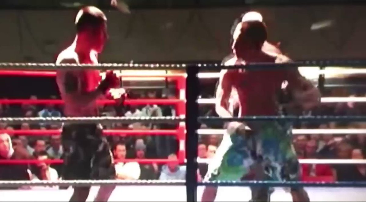 Feb17.2007
14 years ago today,
@TheNotoriousMMA made his amateur MMA debut & finished Kieran Campbell.
The bout took place in Dublin, Ireland for the promotion Irish Ring of Truth.
https://t.co/V8YoFllu9w