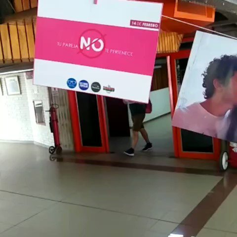 EL AMOR COMO BANDERA PARA SER MEJORES✨En la semana del amor desde La Manso construimos una muestra fotográfica sobre las distintas formas de vincularnos.