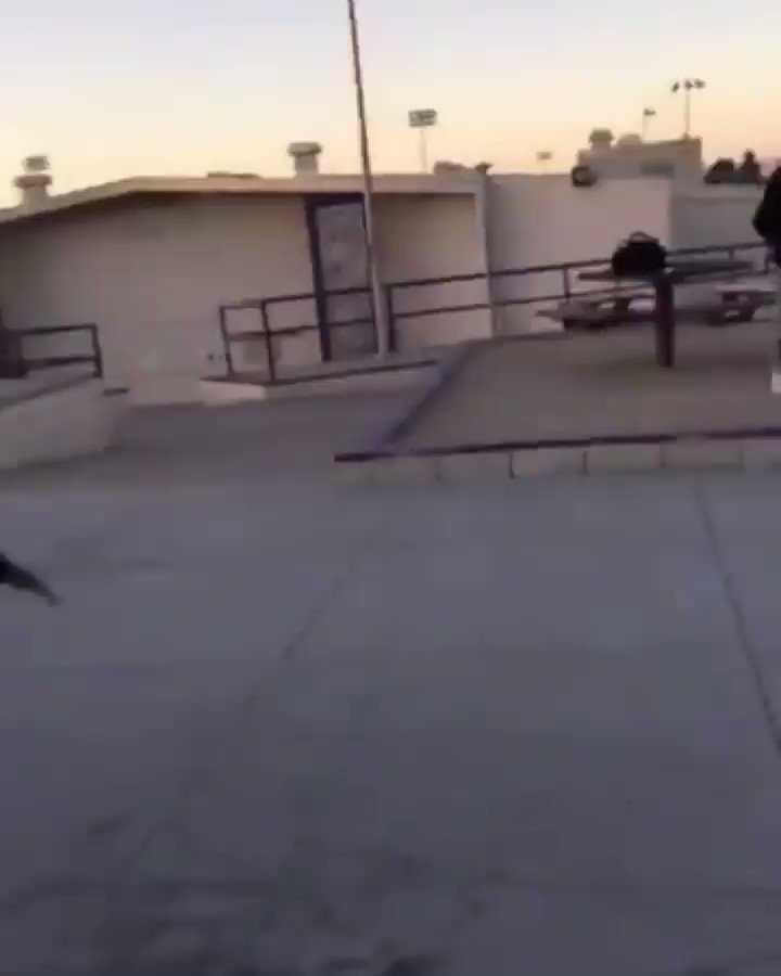 New Culture 👑 (@NewCuIture) on Twitter photo 19/02/2020 19:22:54 She still landed it tho 🙌😂 She still landed it tho 🙌😂