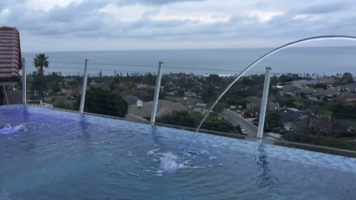 Ocean View House In La Jolla!Raana Jamshide, Realtor, DRE#01255312 Pacific Sotheby’s International Realty #LaJolla#OceanView#LaJollaCove#MountSoledad