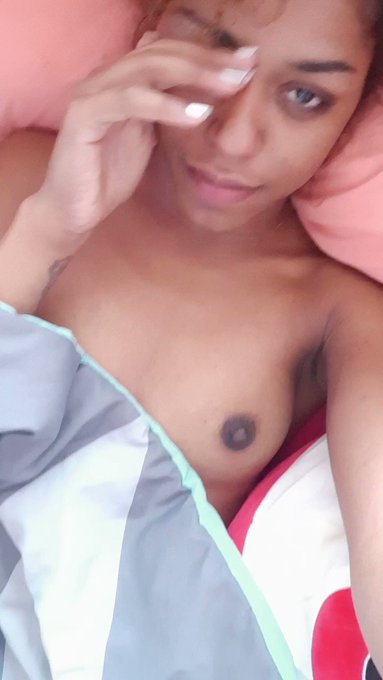 Woke up soooo horny !! Had dream about being eaten soo damn good !!😫😫 wish it would come true!!!! https://t<a href="/tag/newprofilepic"class="tags"><span>#newprofilepic</span></a>