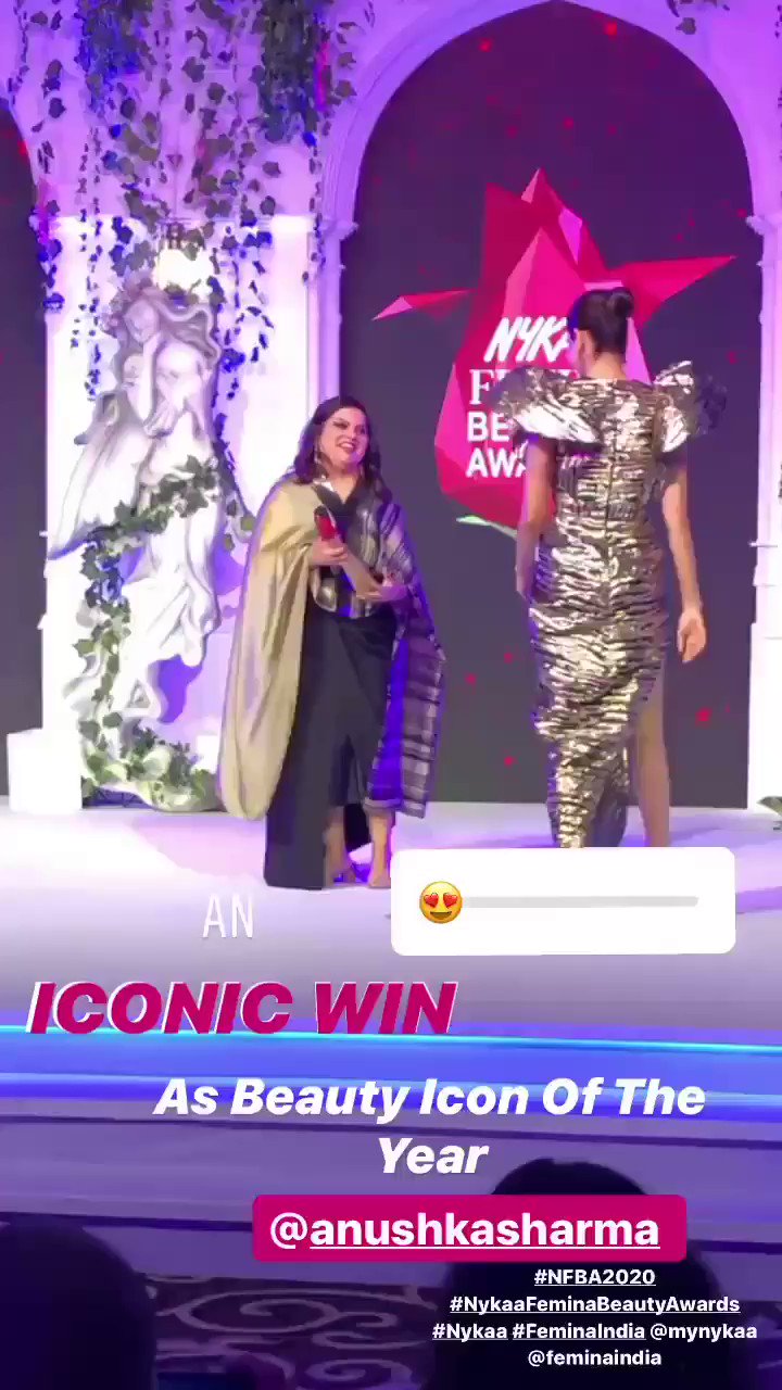 Anushka sharma fc on twitter anushka won the award for beauty icon