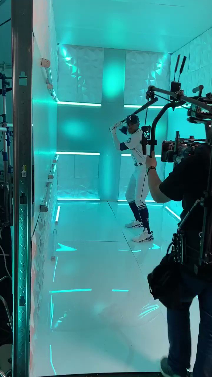 ROOT SPORTS™ NW on Twitter "Those KLew_5 dingers looked a bit like